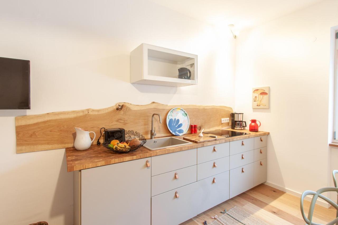 Apartamento Juliusliving - Modernes Wohnen An Der Juliuspromenade Wurzburgo Exterior foto