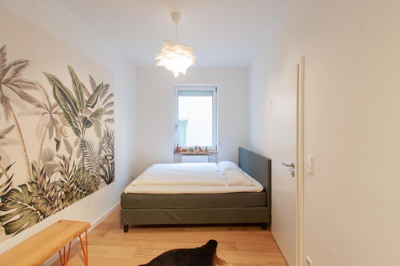Apartamento Juliusliving - Modernes Wohnen An Der Juliuspromenade Wurzburgo Habitación foto