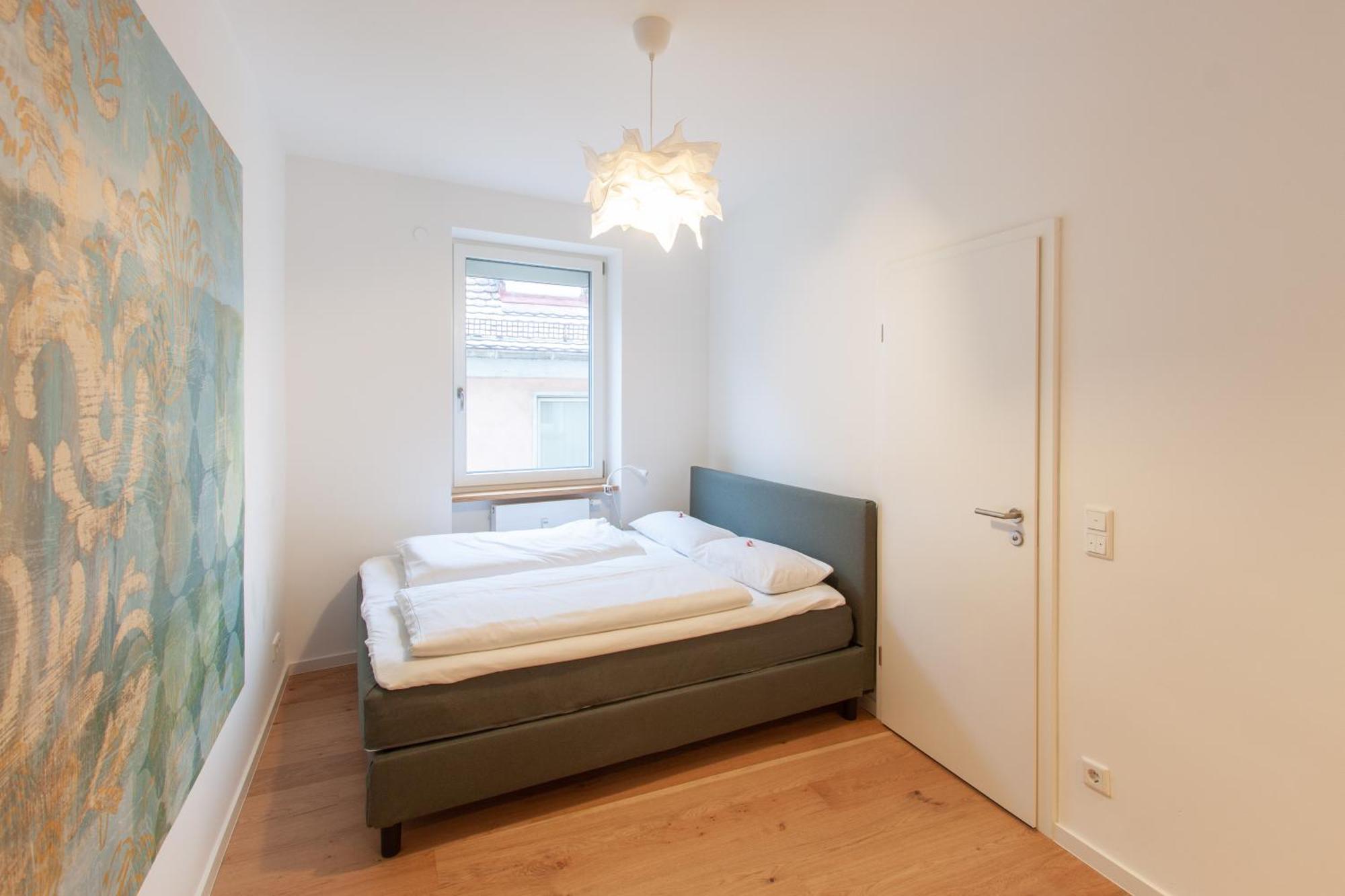 Apartamento Juliusliving - Modernes Wohnen An Der Juliuspromenade Wurzburgo Habitación foto